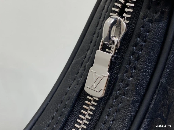 WIS LOOP-23*13*6CM VUITTON LOUIS 0817